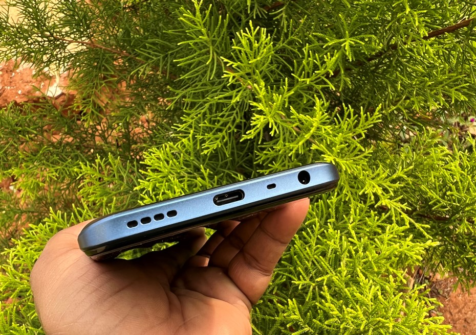 Realme 8s 5G. Credit: DH Photo/KVN Rohit