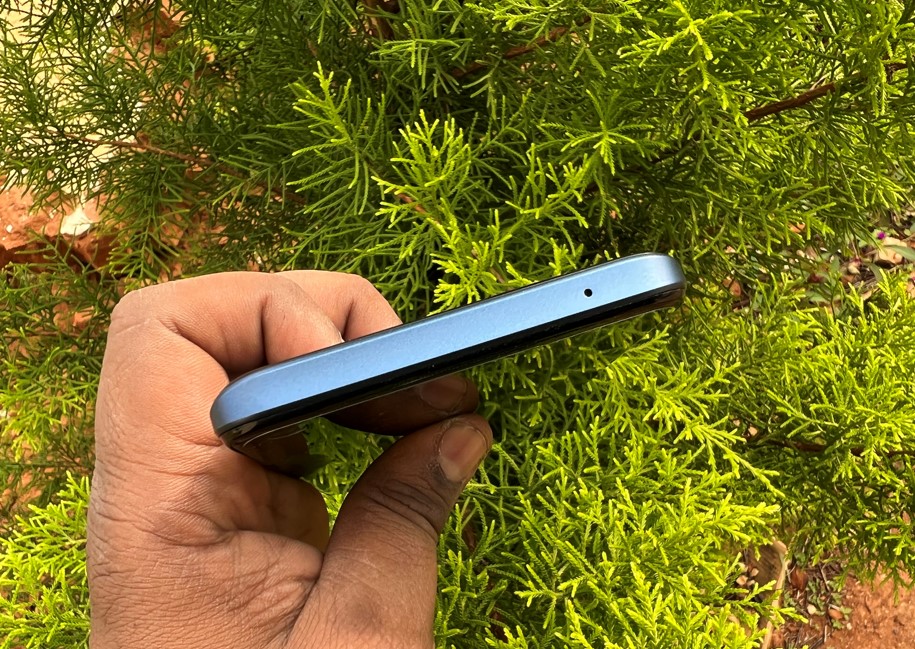 Realme 8s 5G. Credit: DH Photo/KVN Rohit