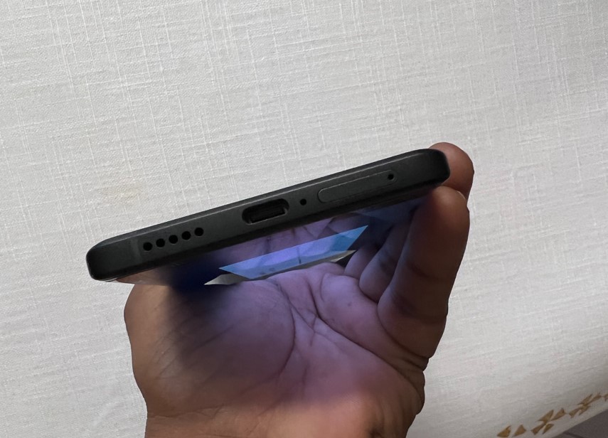 Vivo X70 Pro. Credit: DH Photo/ KVN Rohit