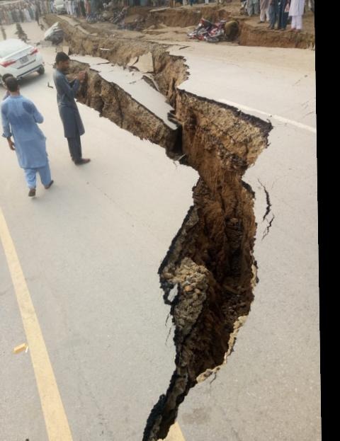 6.3 magnitude earthquake with its epicentre in Pakistan.