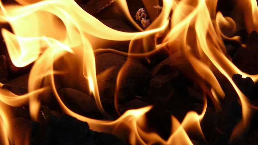 <div class="paragraphs"><p>Representative image showing fire. </p></div>