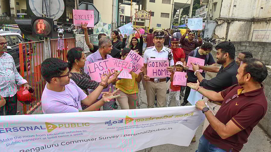 <div class="paragraphs"><p>A freeze mob outside the JP Nagar metro station near Sarakki junction captured the attention of commuters, shedding light on the obstacles they encounter concerning last-mile connectivity. </p></div>