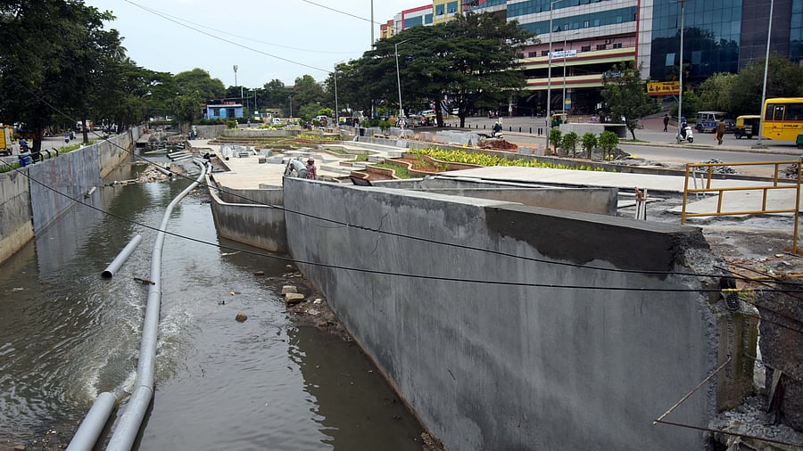 <div class="paragraphs"><p>Walkways, arched bridges and seating are promised under this BBMP project of nearly Rs 175 crore.</p></div>