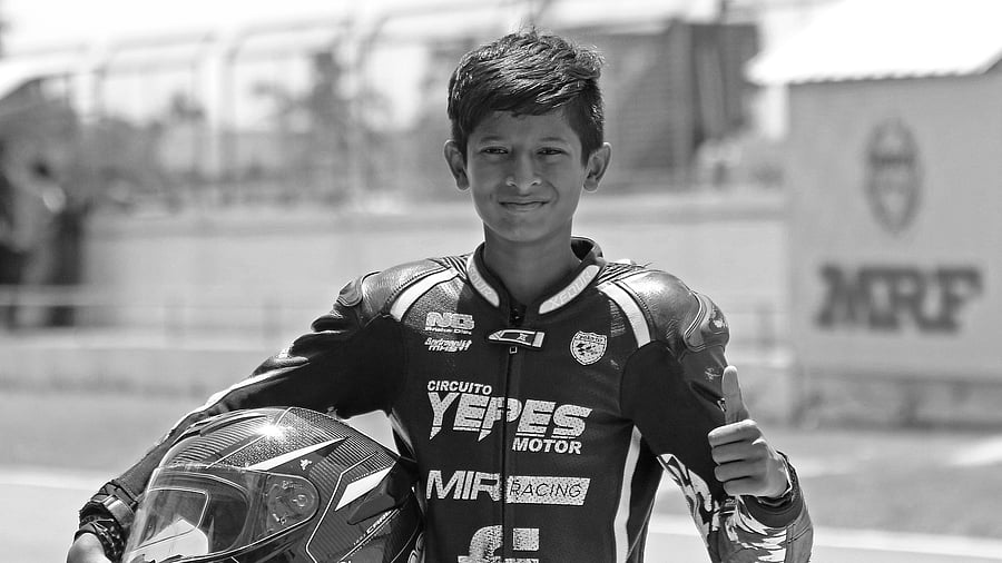 <div class="paragraphs"><p>Shreyas Hareesh</p></div>