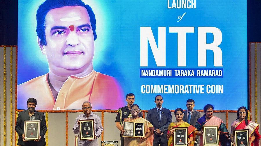 <div class="paragraphs"><p>President Droupadi Murmu releases a commemorative coin on former Andhra Pradesh CM NT Rama Rao on his centenary year, at Rashtrapati Bhavan Cultural Centre in New Delhi, Monday, Aug. 28, 2023.</p></div>