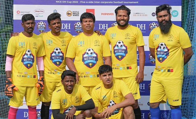 <div class="paragraphs"><p>Team Puravankara</p></div>