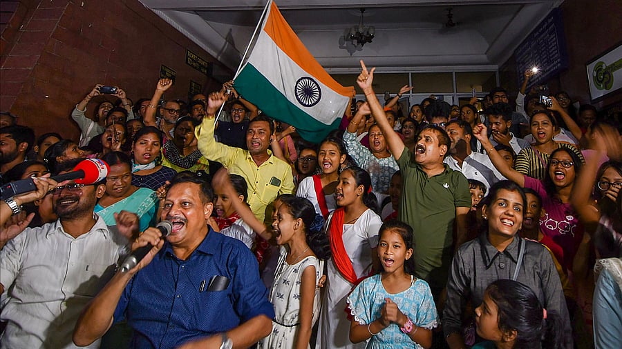 <div class="paragraphs"><p>Guwahati: People celebrate after the successful soft landing of 'Chandrayaan-3' on the Moon's surface, at Guwahati Planetarium</p></div>