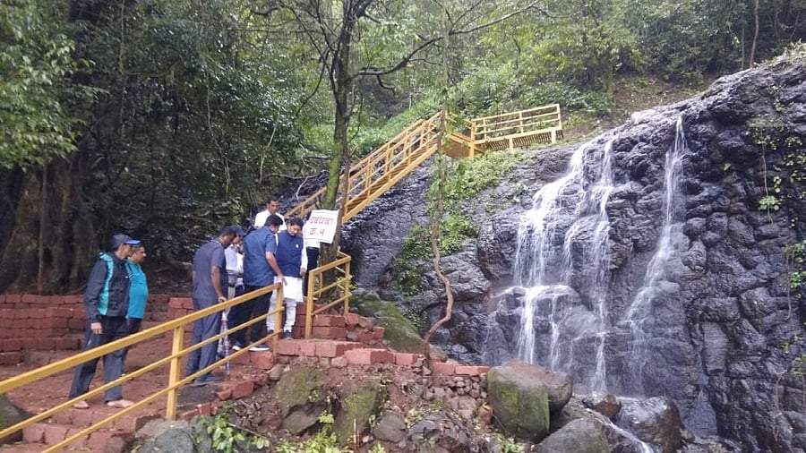 <div class="paragraphs"><p>Baahubali Falls in Amboli Ghat.</p></div>