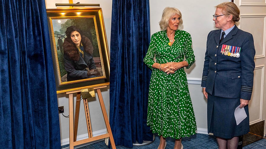 <div class="paragraphs"><p> London: Queen Camilla unveils the portrait of Noor Inayat Khan at the RAF Club in London, Tuesday, Aug. 29, 2023.</p></div>