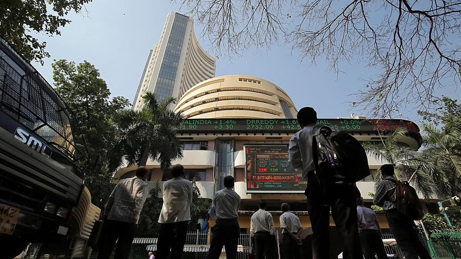 <div class="paragraphs"><p>The Bombay stock exchange.</p></div>