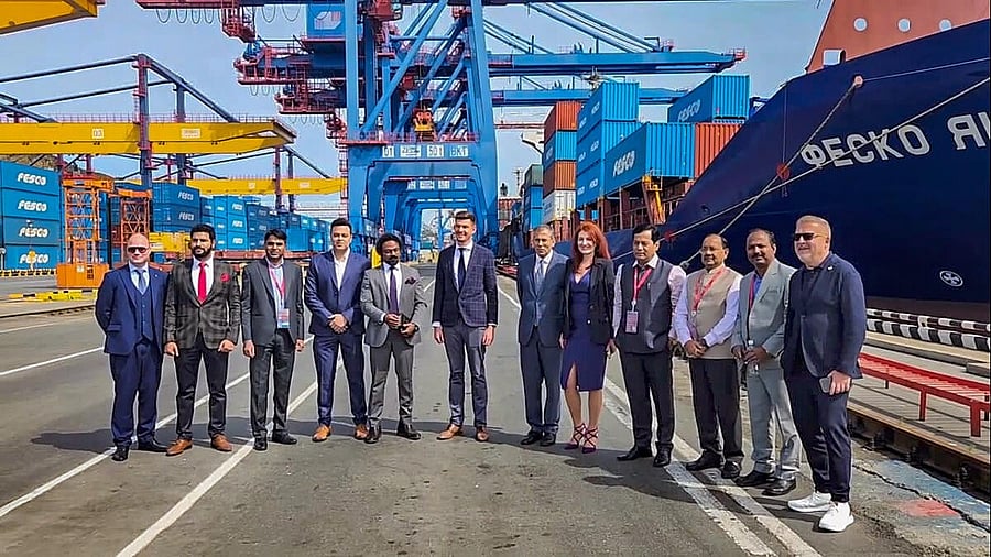 <div class="paragraphs"><p>Union Minister Sarbananda Sonowal and Russian officials visit the historic Vladivostok port, in Vladivostok. </p></div>