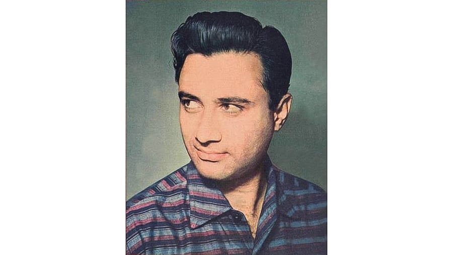 <div class="paragraphs"><p>Dev Anand on the cover of Filmfare (October 11, 1957). </p></div><div class="paragraphs"><p><br></p></div>