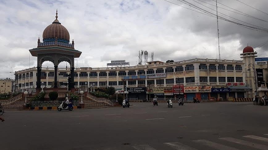 <div class="paragraphs"><p>All shops in KR Circle in Mysuru remain closed on Friday. </p></div>