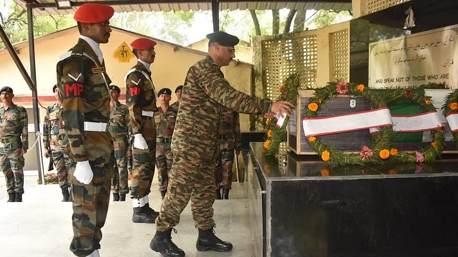 <div class="paragraphs"><p>Wreath being laid on mortal remains Rifleman Ravi Kumar Rana.</p></div>