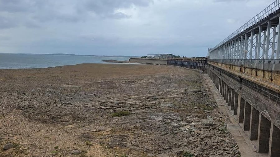 <div class="paragraphs"><p>Krishna Raja Sagara (KRS) reservoir.</p></div>