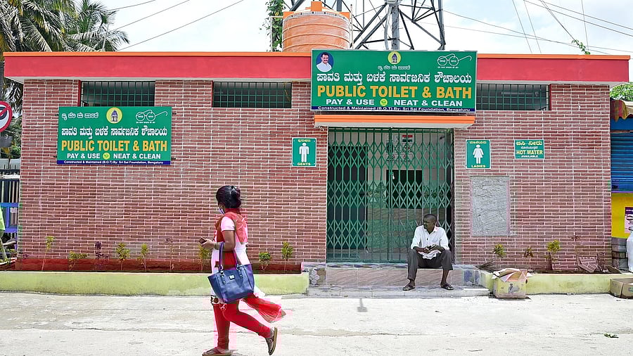 <div class="paragraphs"><p>Representative image of public toilets.</p></div>