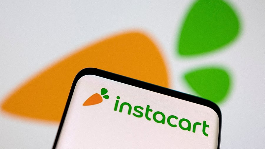 <div class="paragraphs"><p>Smartphone with displayed Instacart logo is seen in this illustration.</p></div>