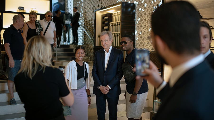 <div class="paragraphs"><p>Bernard Arnault.</p></div>