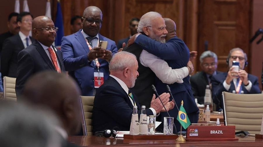 <div class="paragraphs"><p>Prime Minister Narendra Modi invited Azali Assoumani, Head of the African Union, to take his seat as a permanent member of the G20 on Saturday.</p></div>