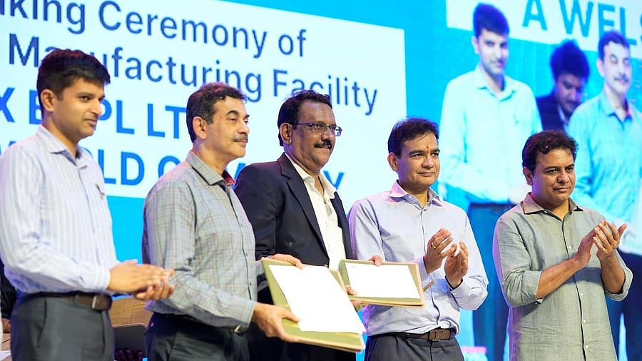 <div class="paragraphs"><p>Sintex MoU with Telangana government.</p></div>