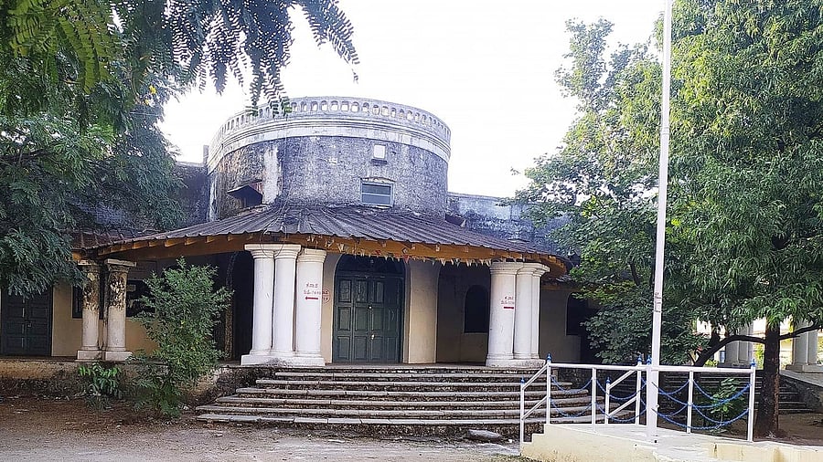 <div class="paragraphs"><p>The MPHS School in Kalaburagi. </p></div>