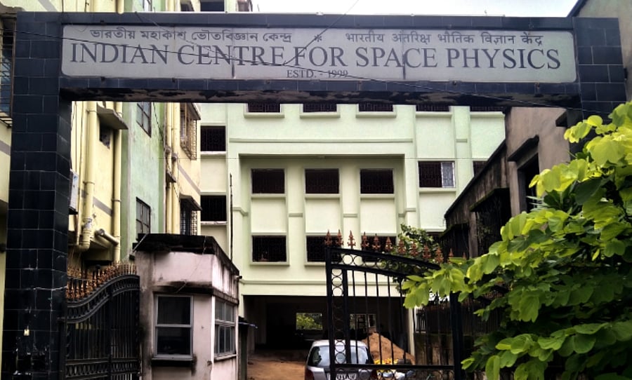 <div class="paragraphs"><p>Indian Centre for Space Physics, Kolkata.</p></div>