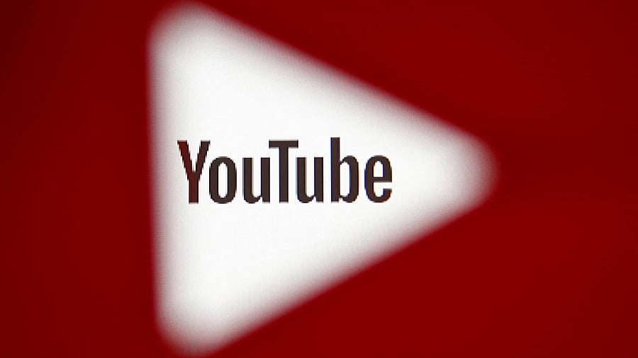 <div class="paragraphs"><p>YouTube logo.</p></div>