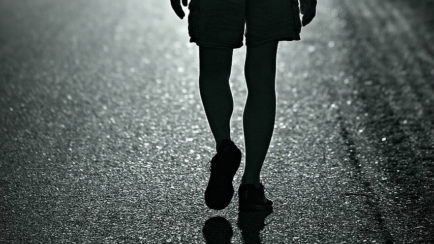 <div class="paragraphs"><p>Representative image of walking.</p></div>