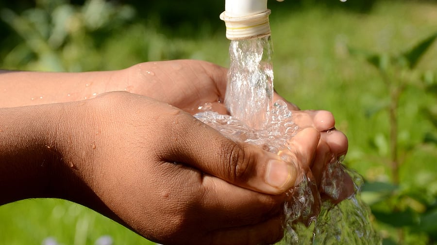 <div class="paragraphs"><p>Representative image of piped water.</p></div>