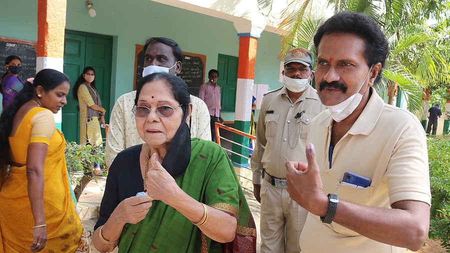 Veteran actor Leelavathi