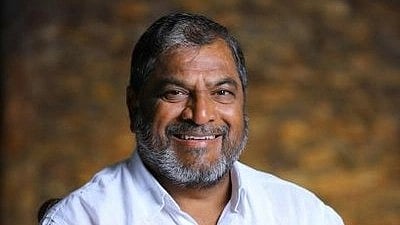 <div class="paragraphs"><p>Raju Shetti.</p></div>