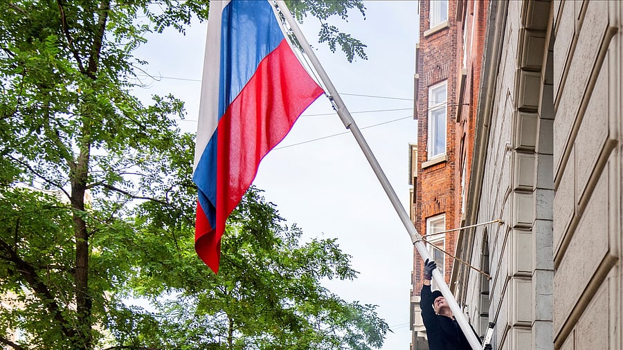 <div class="paragraphs"><p>Representative image of Russian flag.</p></div>