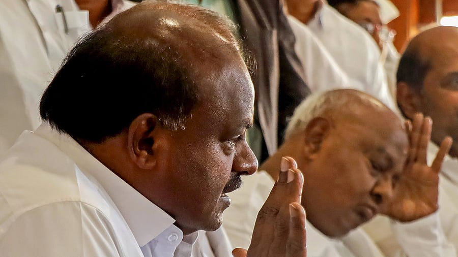 <div class="paragraphs"><p>JD(s) senior leader HD Kumaraswamy&nbsp; and supremo HD Devegowda.</p></div>