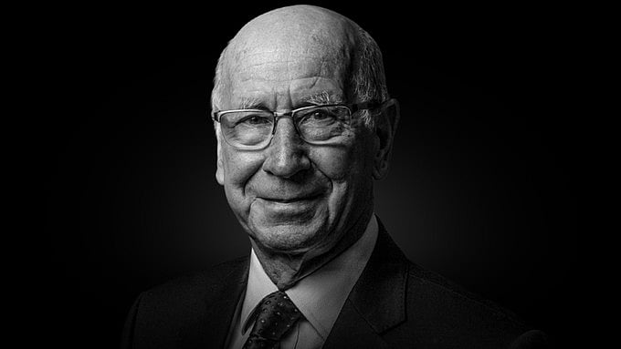 <div class="paragraphs"><p>Manchester United great the late Bobby Charlton.</p></div>