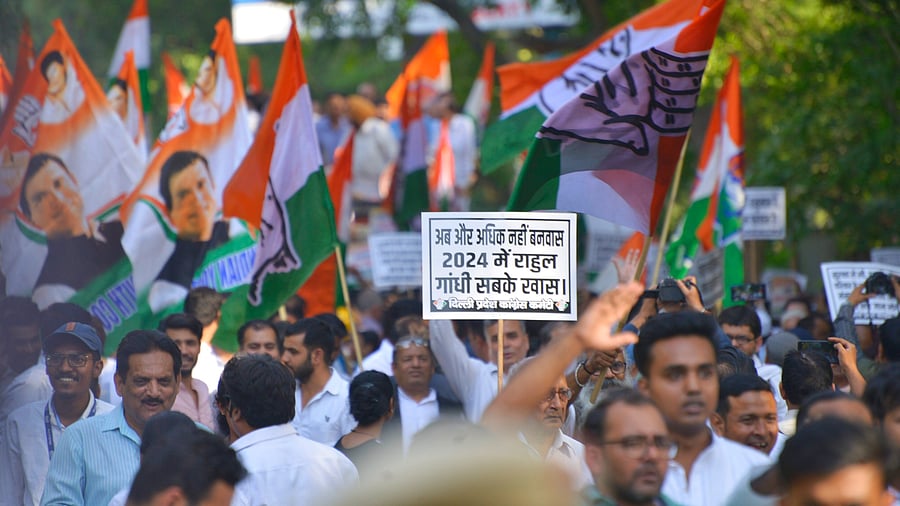 <div class="paragraphs"><p>Congress workers protest against BJP over the alleged controversial posts on their party leader Rahul Gandhi, at DDU Marg in New Delhi, Friday, Oct. 6, 2023.</p></div>