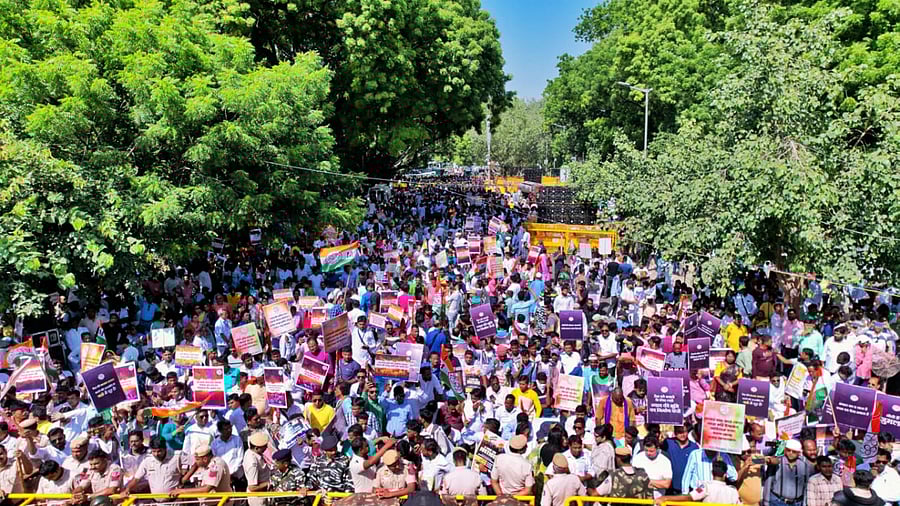 <div class="paragraphs"><p>TMC workers and supporters during a protest against the central government over the alleged denial of MGNREGA scheme funds to the West Bengal government, at Jantar Mantar in New Delhi, Tuesday, Oct. 3, 2023.</p></div>