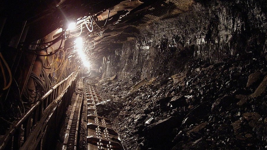<div class="paragraphs"><p>Representative image of coal mine.</p></div>