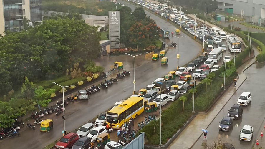 <div class="paragraphs"><p>A massive traffic congestion clogged the IT corridor between Silk Board and KR Puram last week. </p></div>