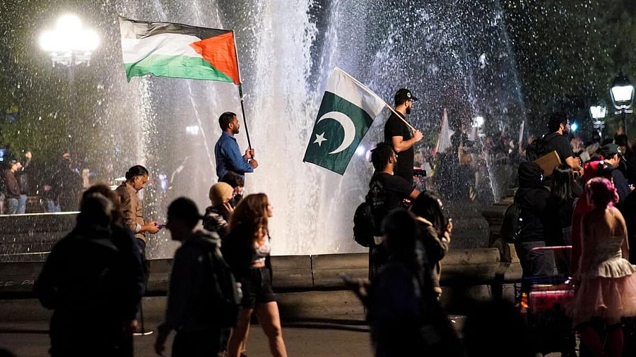 <div class="paragraphs"><p>Demonstration to express solidarity with Palestinians in Gaza, in New York City.</p></div>