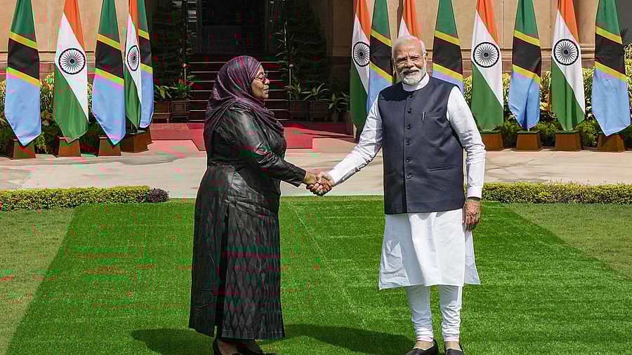 <div class="paragraphs"><p>Prime Minister Narendra Modi with President of Tanzania Samia Suluhu Hassan.</p></div>