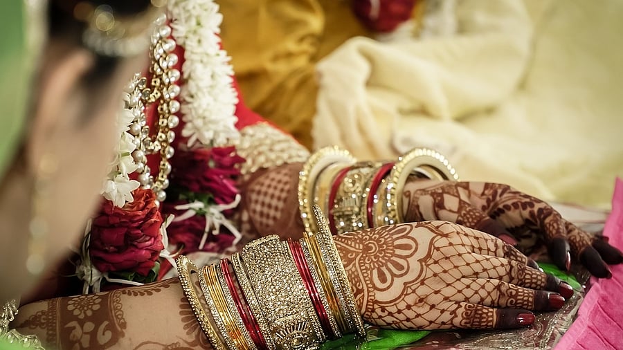 <div class="paragraphs"><p>Representative image of bride.</p></div>