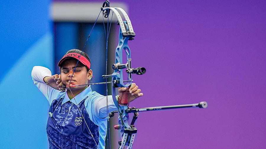 <div class="paragraphs"><p> India's Jyothi Surekha Vennam competes against Korea's Chaewon So and Jaehoon Joo in the final of mixed team compound archery event at the 19th Asian Games, in Hangzhou, China, Wednesday, Oct. 4, 2023. India won the gold.</p></div>