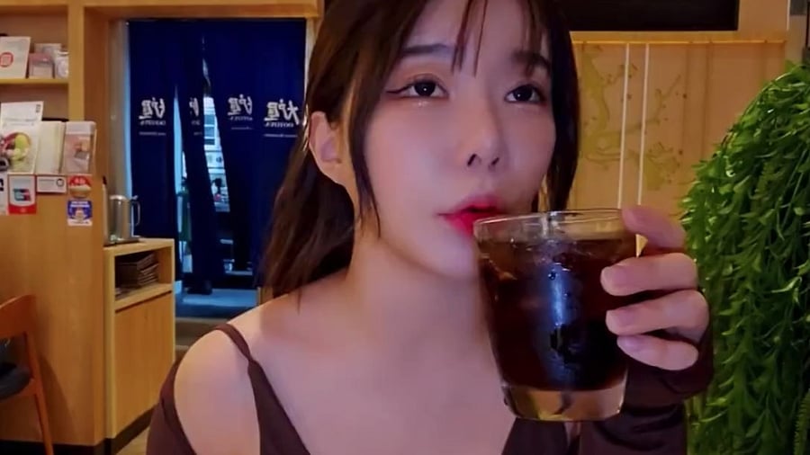 <div class="paragraphs"><p>Live streamer BJ Barbie Jini.</p></div>