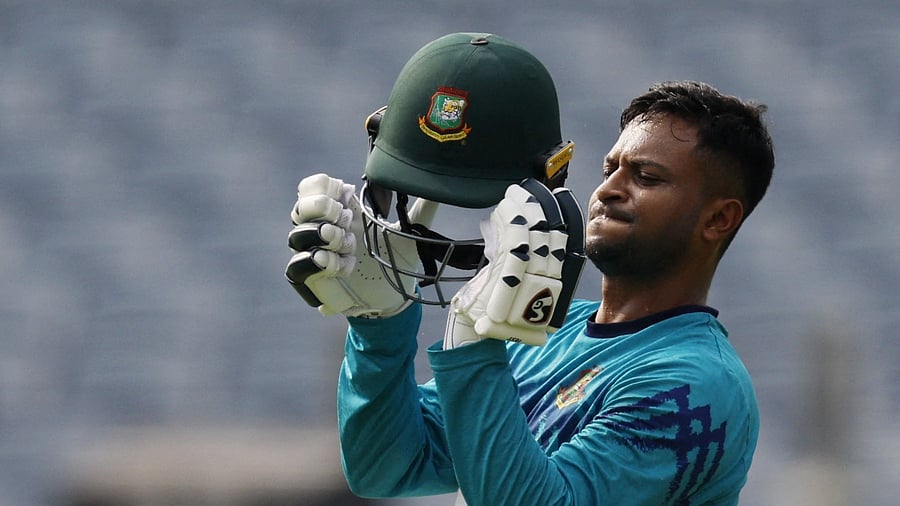 <div class="paragraphs"><p>Bangladesh's Shakib Al Hasan during practice</p></div>