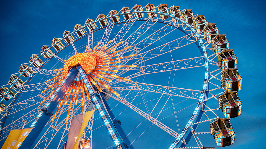 <div class="paragraphs"><p>A representative image of a giant wheel.&nbsp;</p></div>