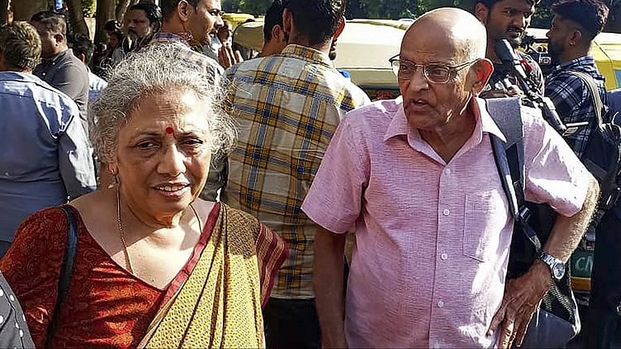 <div class="paragraphs"><p>Parents of journalist Soumya Vishwanathan, who was shot dead in 2008, outside Saket Court after the court convicted five people for her murder, in New Delhi.&nbsp;</p></div>