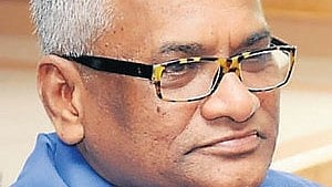 <div class="paragraphs"><p>Ravivarma Kumar</p></div>