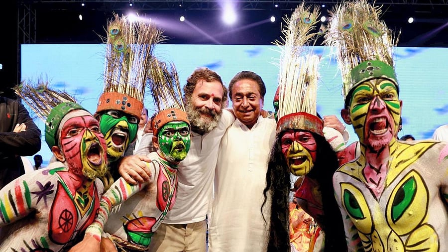 <div class="paragraphs"><p>Rahul Gandhi with Kamal Nath during Bharat Jodo Yatra.</p></div>