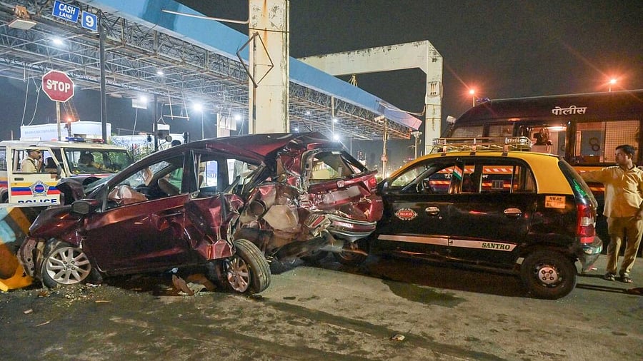 <div class="paragraphs"><p>Damaged cars are seen at the Bandra-Worli Sea Link toll plaza after a speeding vehicle hit multiple vehicles, in Mumbai.</p></div>