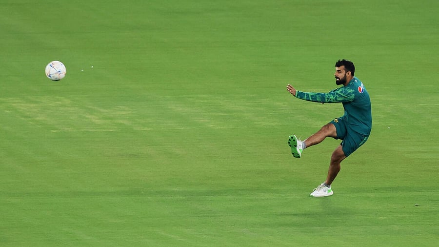 <div class="paragraphs"><p>Pakistan's Shadab Khan</p></div>
